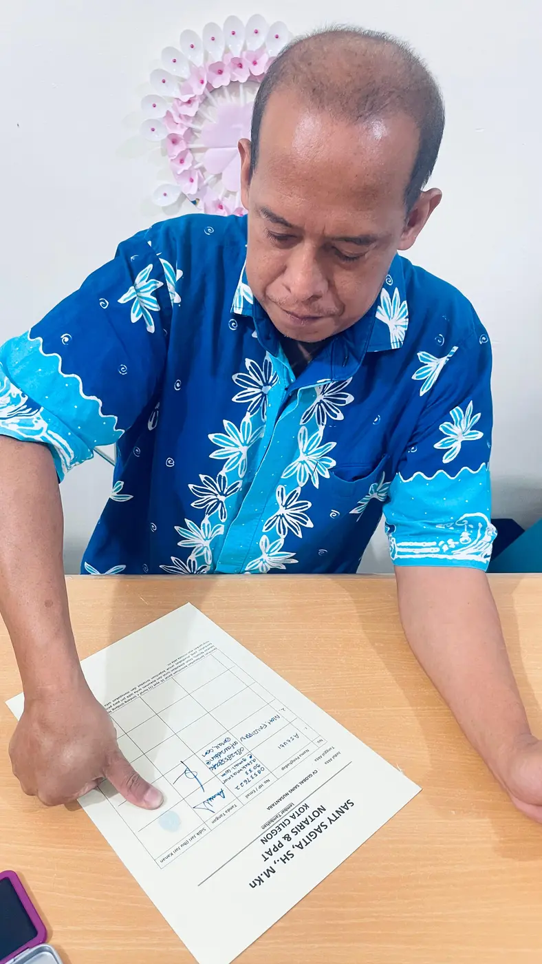 Proses penandatanganan dokumen perusahaan